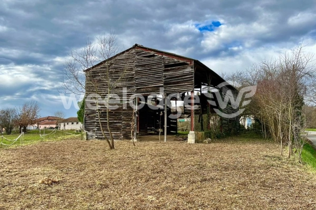 Maison vendu 1 pièces de 130 m² à Frontignan-Savès