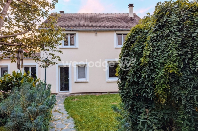 Maison à vendre 8 pièces de 200 m² à Conflans-Sainte-Honorine