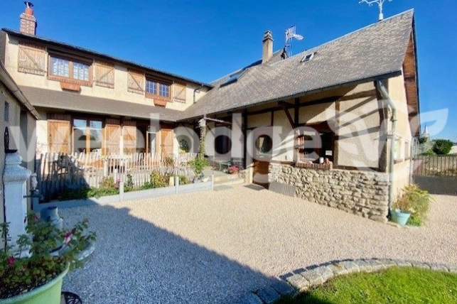 Maison à vendre 6 pièces de 112 m² à Gournay-en-Bray