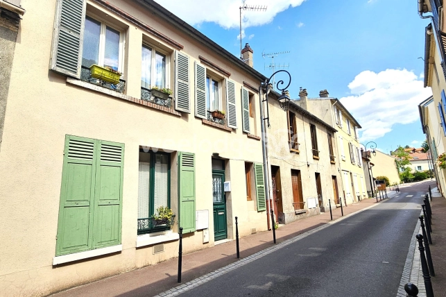 Maison à vendre 5 pièces de 102,3 m² à Conflans-Sainte-Honorine