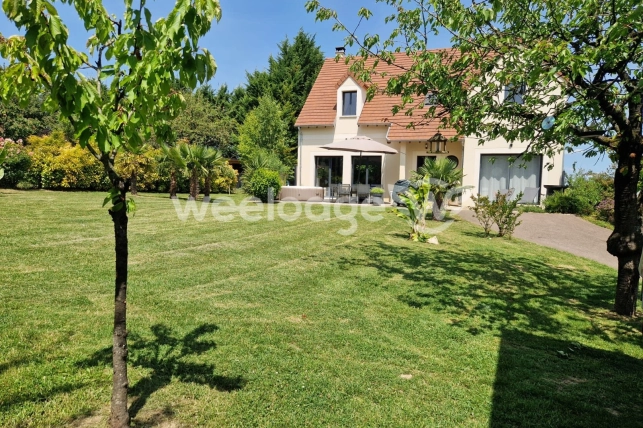 Maison à vendre 7 pièces de 156,63 m² à Tessancourt-sur-Aubette