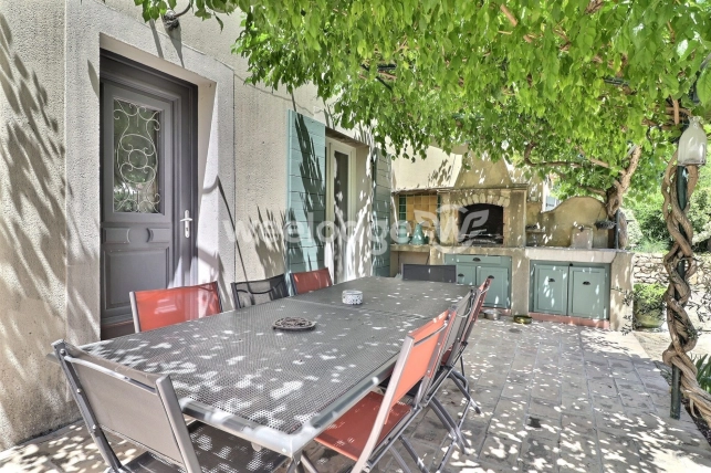 Maison à vendre 5 pièces de 135 m² à Saint-Chamas