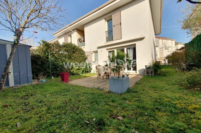 Maison à vendre 4 pièces de 82,77 m² à Conflans-Sainte-Honorine