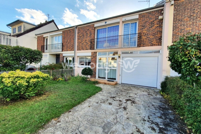 Maison à vendre 6 pièces de 113 m² à Conflans-Sainte-Honorine