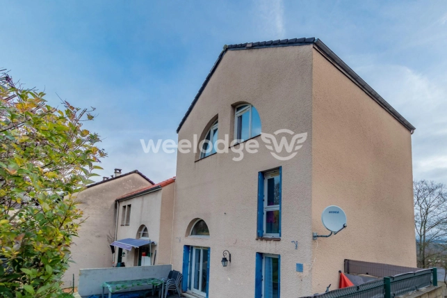 Maison à vendre 7 pièces de 130 m² à Jouy-le-Moutier