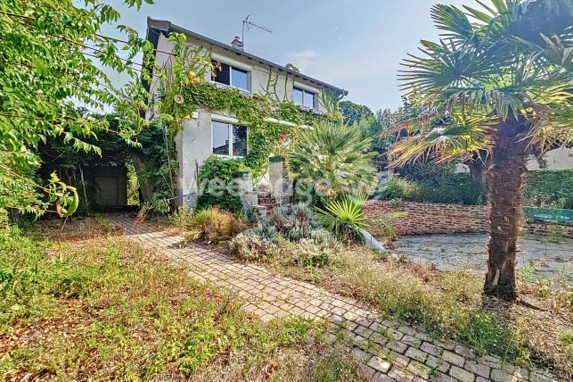 Maison à vendre 6 pièces de 81,18 m² à Éragny