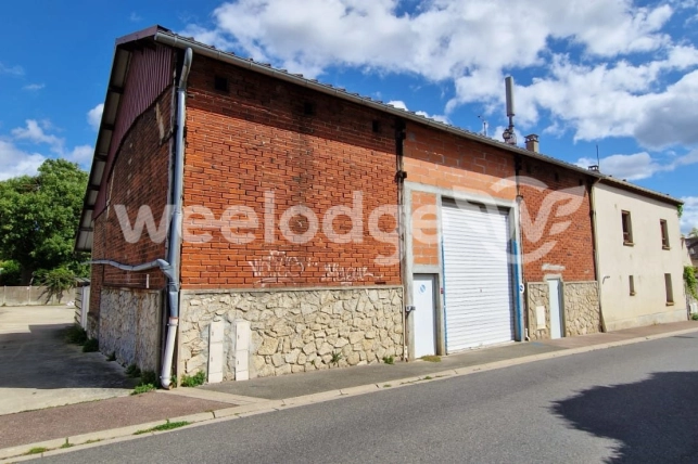 Local commercial à vendre de 164 m² à Jouy-le-Moutier