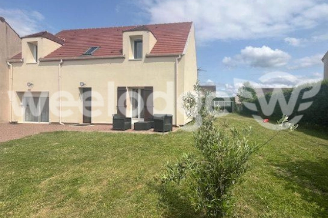 Maison à vendre 6 pièces de 120 m² à Gisors