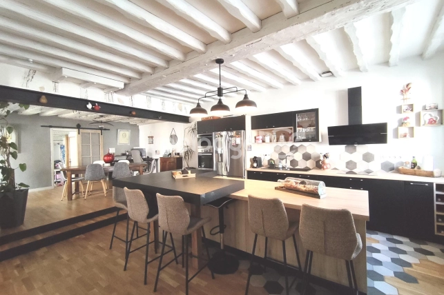 Maison à vendre 7 pièces de 171 m² à Moisson