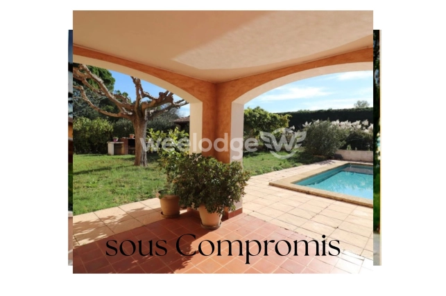 Maison à vendre 6 pièces de 135 m² à Peyrolles-en-Provence