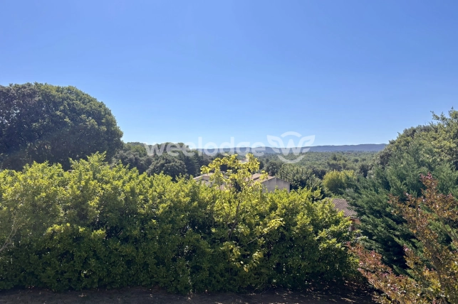 Maison à vendre 4 pièces de 134 m² à Jouques