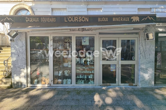 Local commercial à vendre 3 pièces de 64 m² à Bagnères-de-Luchon