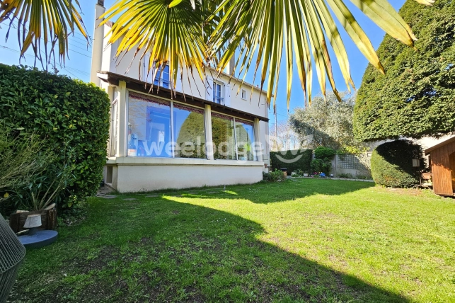 Maison à vendre 7 pièces de 130 m² à Conflans-Sainte-Honorine