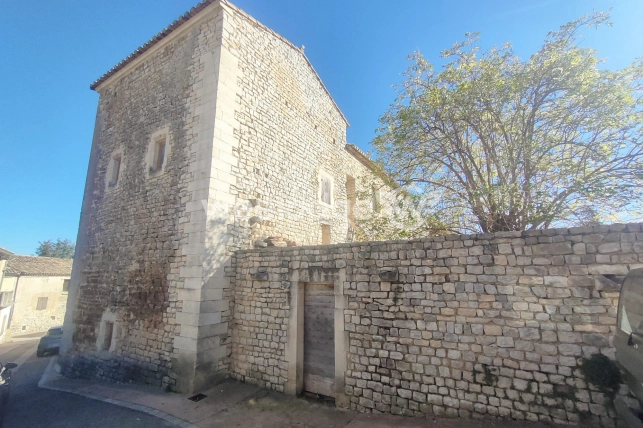 Appartement à vendre 5 pièces de 120,84 m² à Saint-Christol