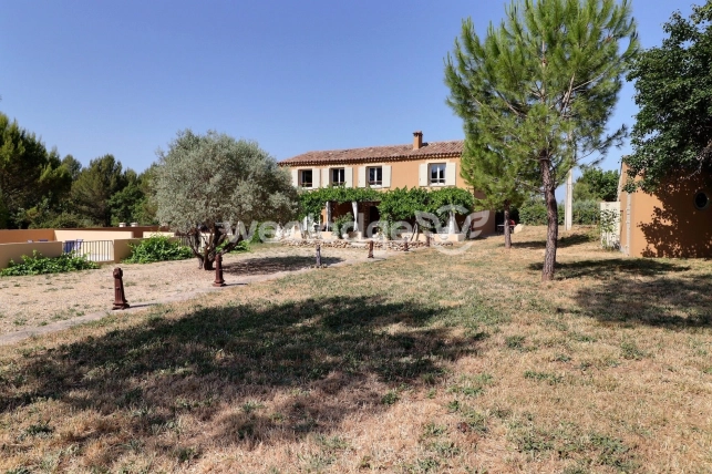 Maison à vendre 4 pièces de 143 m² à Auriol