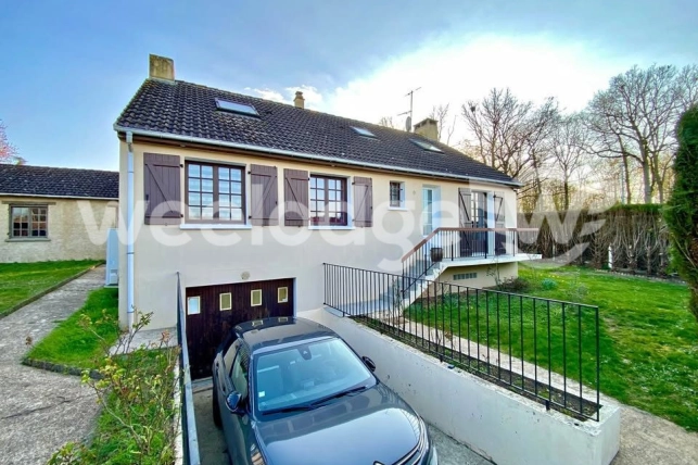 Maison à vendre 7 pièces de 122,48 m² à Bérou-la-Mulotière