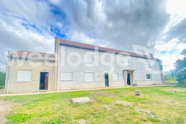 Maison à vendre 7 pièces de 170 m² à Forges-les-Eaux