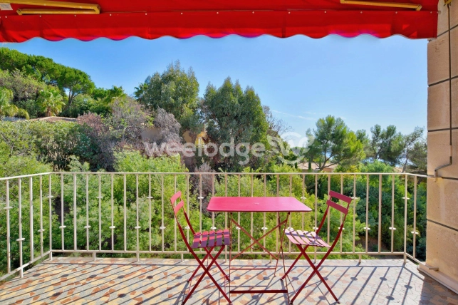 Appartement à vendre 3 pièces de 56 m² à Cannes