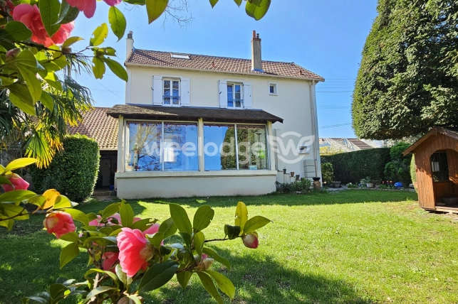 Maison à vendre 7 pièces de 130 m² à Conflans-Sainte-Honorine