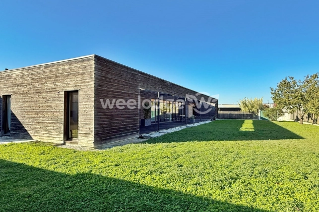 Maison à vendre 4 pièces de 101 m² à Angoulême