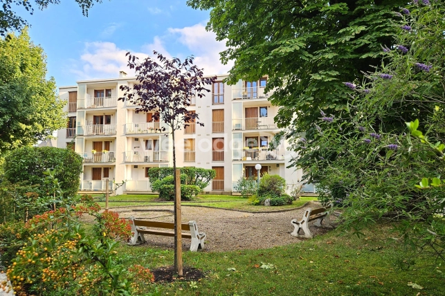 Appartement à vendre 3 pièces de 70,41 m² à Maisons-Laffitte