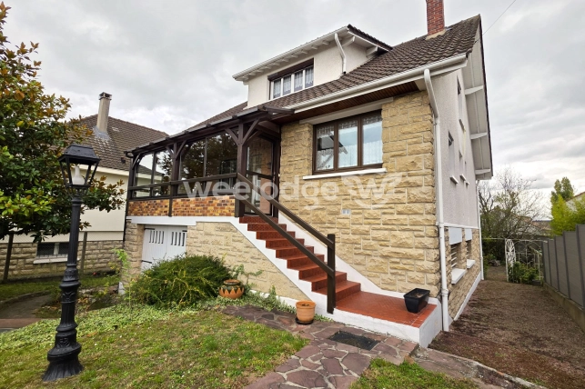 Maison à vendre 7 pièces de 142 m² à Conflans-Sainte-Honorine