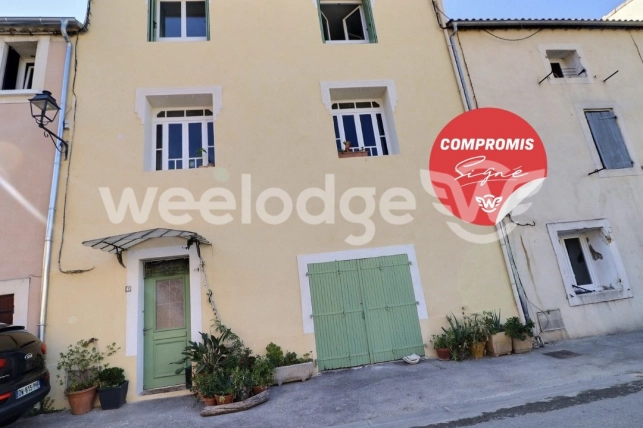 Maison à vendre 6 pièces de 139 m² à Saint-Chamas