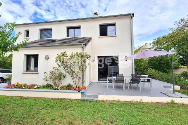 Maison à vendre 6 pièces de 150 m² à Conflans-Sainte-Honorine