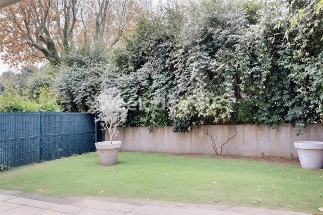 Appartement à vendre 2 pièces de 39 m² à Saint-Chamas