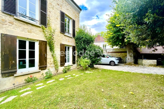 Maison à vendre 7 pièces de 150 m² à Vauréal