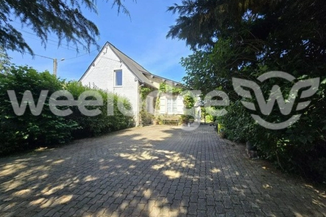 Maison à vendre 6 pièces de 163 m² à Lyons-la-Forêt