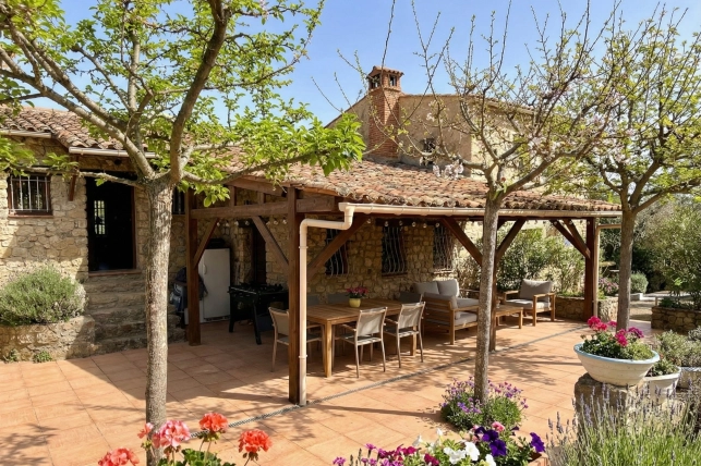 Maison à vendre 7 pièces de 228,74 m² à Saint-Paul-en-Forêt