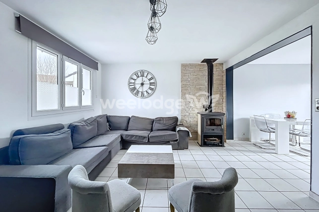 Maison à vendre 4 pièces de 76,24 m² à Éragny