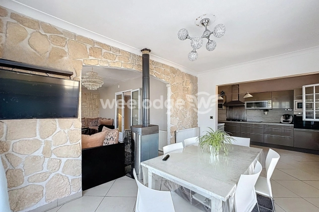 Maison à vendre 5 pièces de 113 m² à Chanteloup-les-Vignes