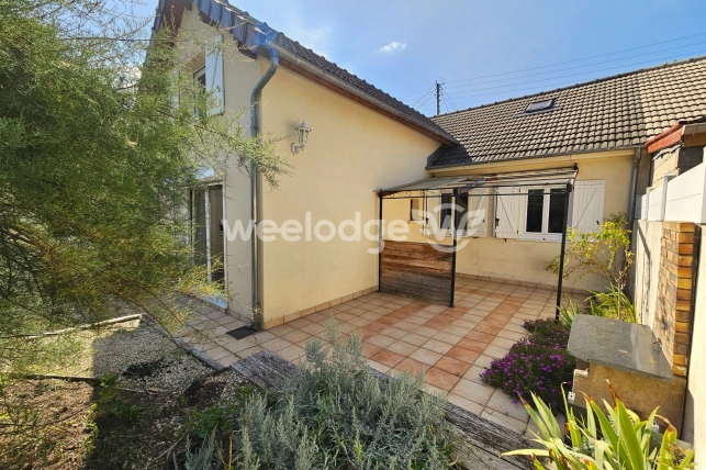Maison à vendre 6 pièces de 104 m² à Conflans-Sainte-Honorine
