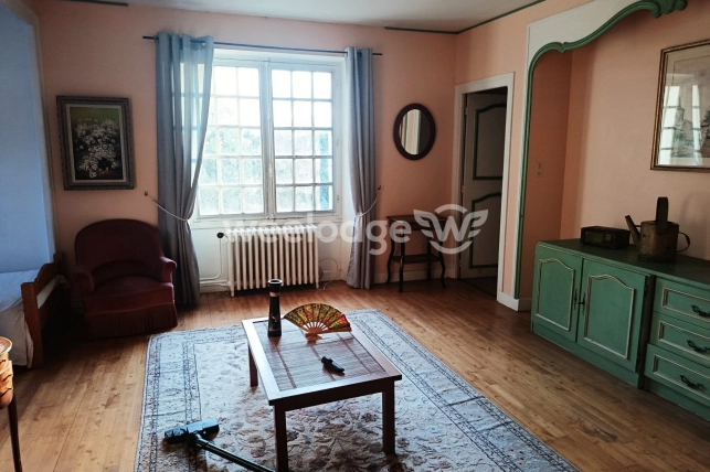 Maison à vendre 10 pièces de 239 m² à Montgivray