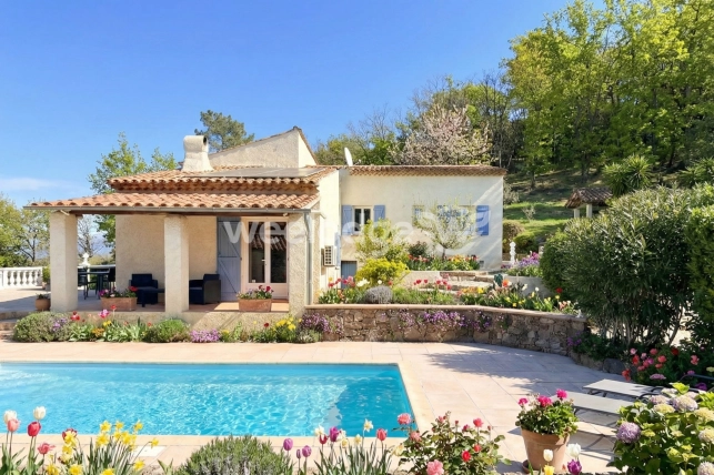 Maison à vendre 7 pièces de 168 m² à Mandelieu-la-Napoule