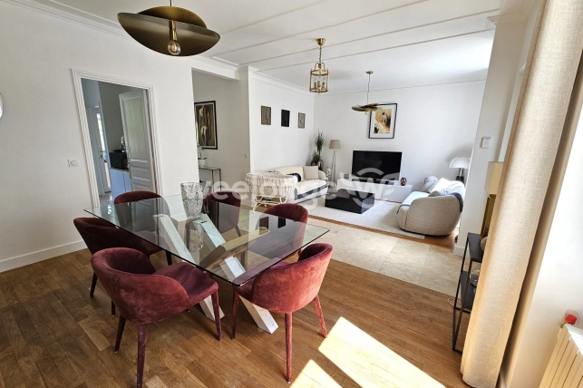 Maison à vendre 5 pièces de 145 m² à Conflans-Sainte-Honorine