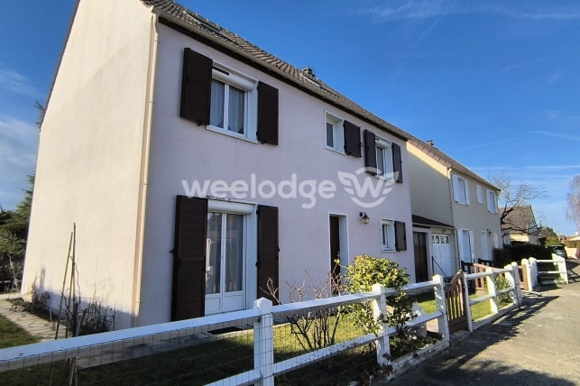 Maison à vendre 8 pièces de 161,05 m² à Conflans-Sainte-Honorine