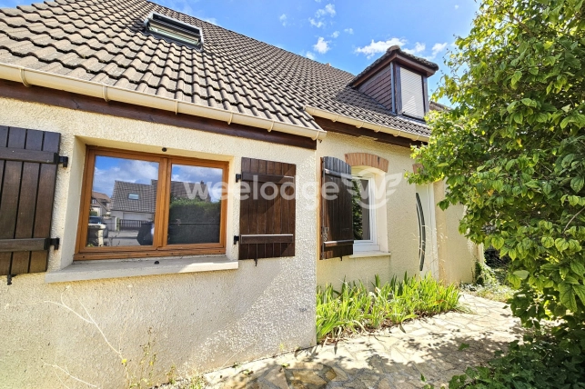 Maison à vendre 6 pièces de 95 m² à Conflans-Sainte-Honorine