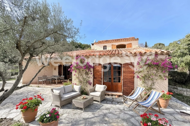 Maison à vendre 5 pièces de 130 m² à Bargemon