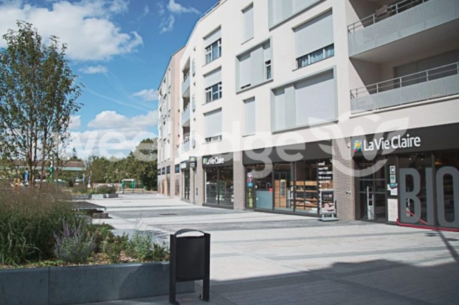 Garage à vendre de 17 m² à Jouy-le-Moutier