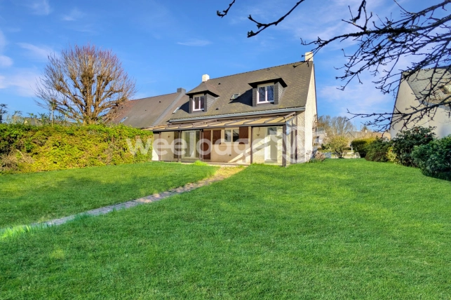 Maison à vendre 5 pièces de 104 m² à Carquefou