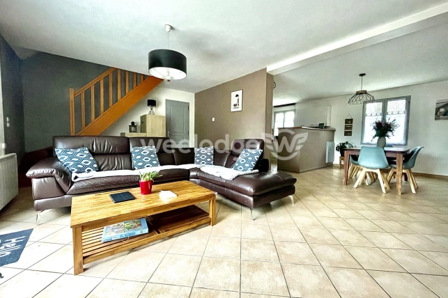 Maison à vendre 6 pièces de 142 m² à Jouy-le-Moutier