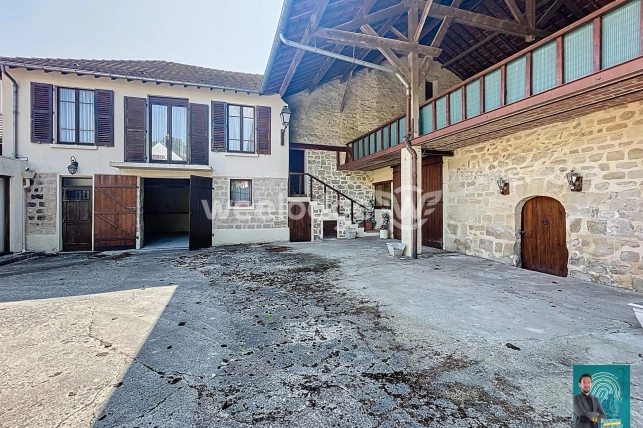 Maison à vendre 10 pièces de 313 m² à Vauréal