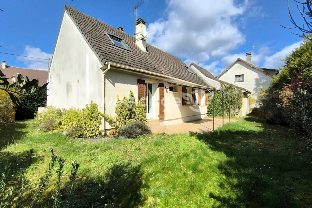 Maison à vendre 6 pièces de 122 m² à Conflans-Sainte-Honorine