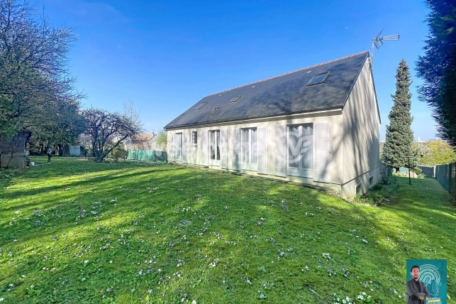 Maison à vendre 7 pièces de 134 m² à Jouy-le-Moutier