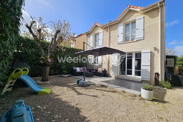 Maison à vendre 7 pièces de 122 m² à Éragny