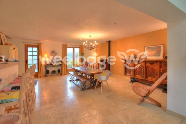 Maison à vendre 7 pièces de 140 m² à Lisieux