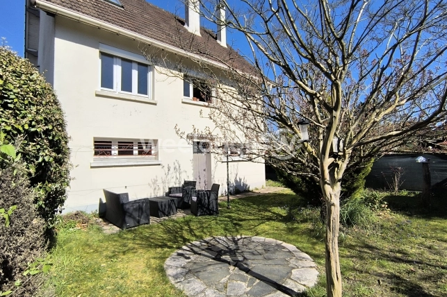 Maison à vendre 5 pièces de 110 m² à Conflans-Sainte-Honorine